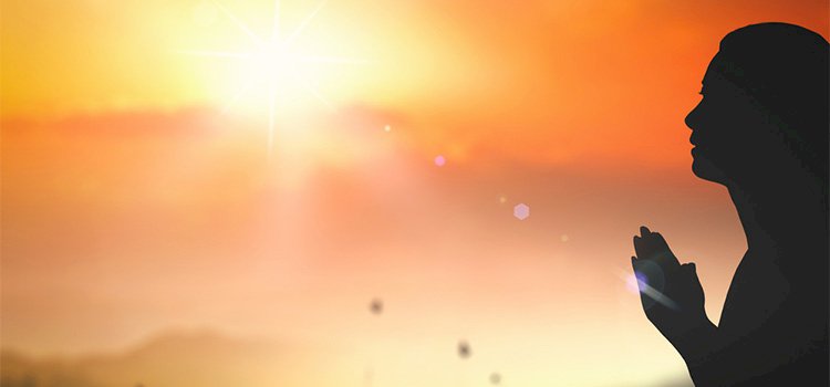 Tout commence par la vision de la réalité Divine